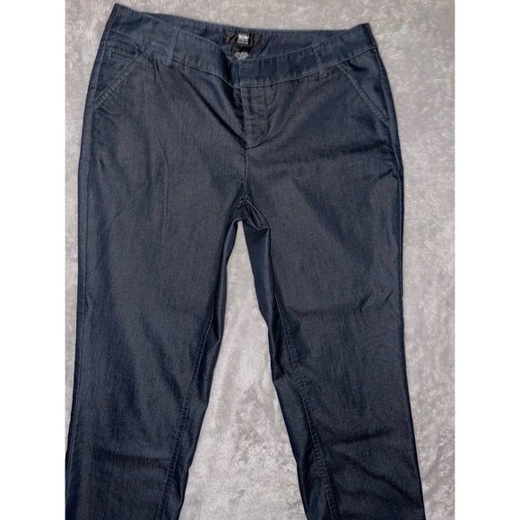 Women’s Dark Blue Mossimo Supply Co. Capri Slacks 💙 - Picture 11 of 17